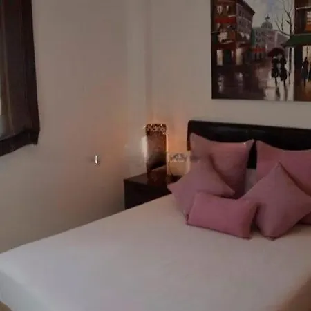 アパート Lavanda